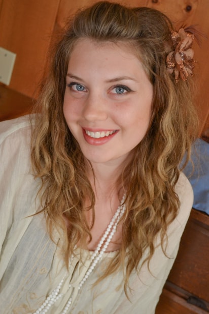 Evalina Faux